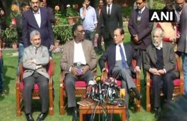 supreme court crisis, former judge, retired judge, Supreme Court, Supreme Court controversy, cji, Dipak Misra, Supreme Court, Justice Chelameswar, judges press conference, justice Ranjan gogoi, Justice Loya, Hindi news, Jansatta