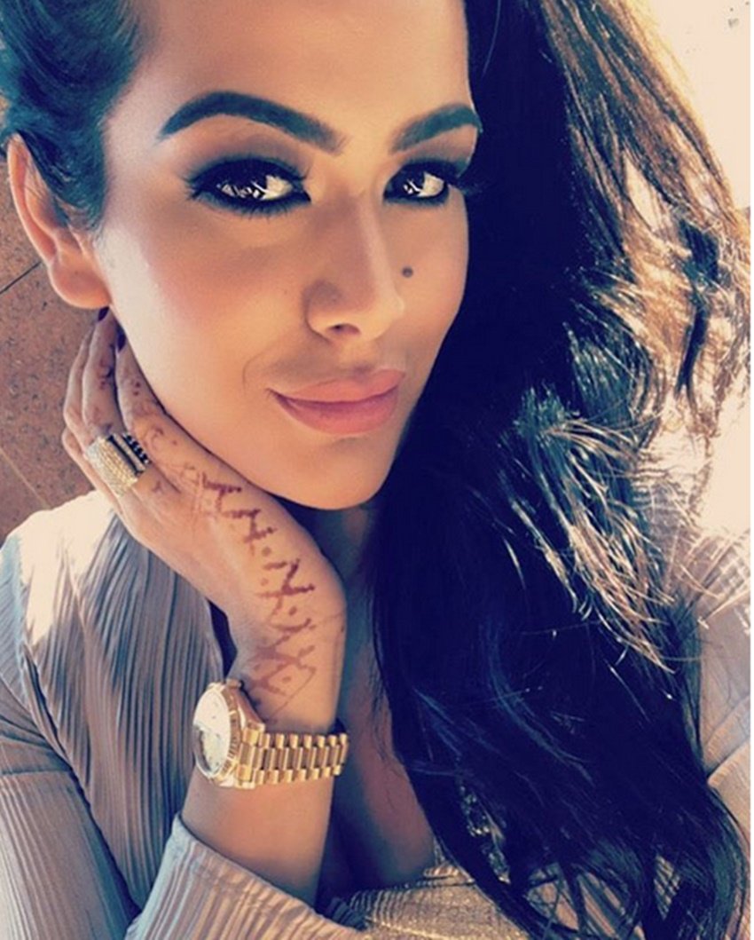 Trishala Dutt, Trishala Dutt bold photos, Trishala Dutt instagram, Trishala Dutt, sanjay dutt daughter Trishala Dutt, Sanjay Dutt’s daughter Trishala Dutt, Trishala Dutt got marriage proposal from fan, Trishala Dutt stunning pictures, Trishala Dutt stunning photos, Sanjay Dutt, actor Sanjay Dutt, Trishala Dutt Dubai photos, Trishala Dutt Dubai, Trishala Dutt white dress photos, Dubai, manyata dutt, Trishala Dutt got marriage proposal from fan, entertainment, jansatta