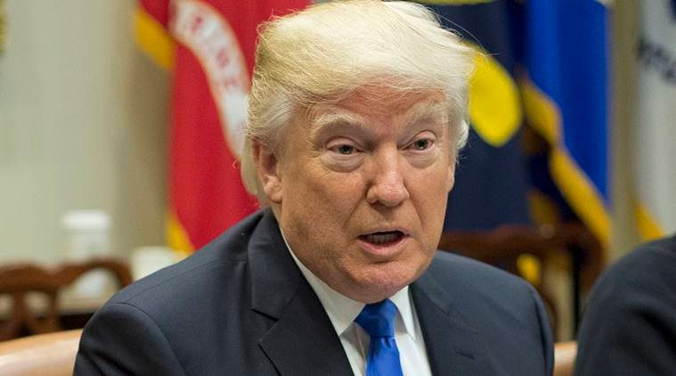 डोनाल्ड ट्रंप 