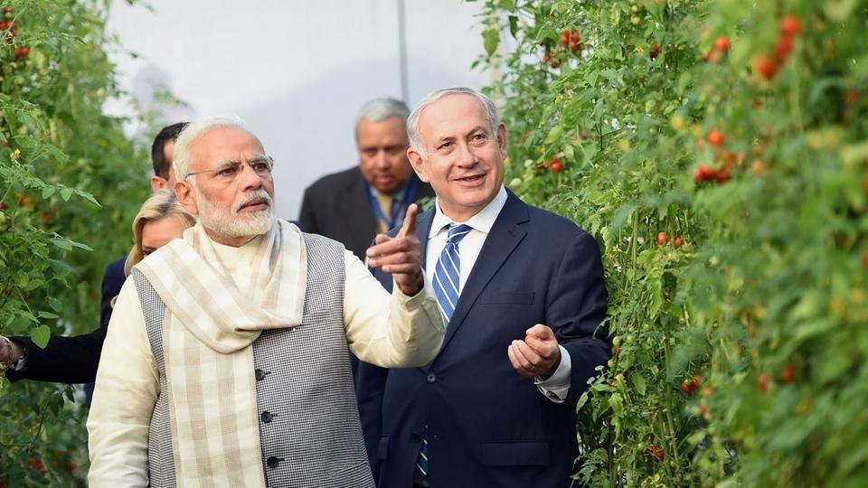 इजरायल के प्रधानमंत्री बेंजामिन नेतन्याहू और पीएम मोदी (REUTERS फोटो)