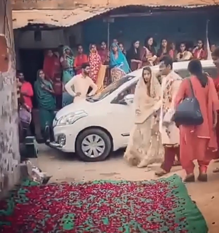Dipika Kakar, Shoaib Ibrahim, Dipika Shoaib Wedding, Dipika Kakar ghrahpravesh, Dipika Kakar in Shoaib Ibrahim house, Shoaib Ibrahim house in bhopal,see Dipika Shoaib in rituals mood, Dipika Kakar, Shoaib Ibrahim, Dipika Shoaib Wedding, Dipika Kakar ghrahpravesh, Dipika Kakar in Shoaib Ibrahim house, Shoaib Ibrahim house in bhopal,see Dipika Shoaib in rituals mood, entertainmnet news, bollywood news, television news, entertainmnet news, bollywood news, television news