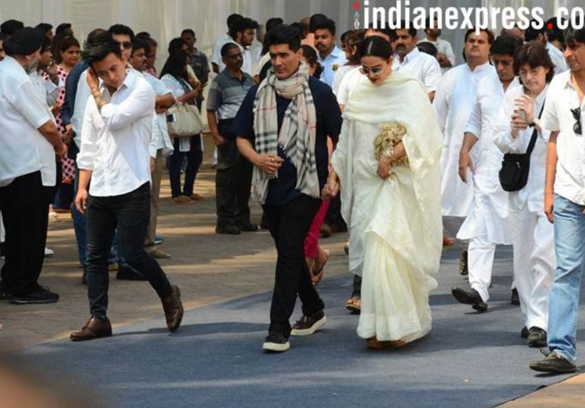 sridevi, sridevi kapoor, sridevi kapoor funeral, sridevi funeral video, sridevi funeral photos, shree devi funeral photos, shree devi, shree devi funeral, shree devi kapoor, shri devi, shri devi funeral, shri devi latest news, shree devi funeral video, sridevi funeral, sridevi funeral video, sridevi funeral news, shree devi death news, shree devi news, sridevi death news, sridevi death, sridevi news, sridevi news in hindi