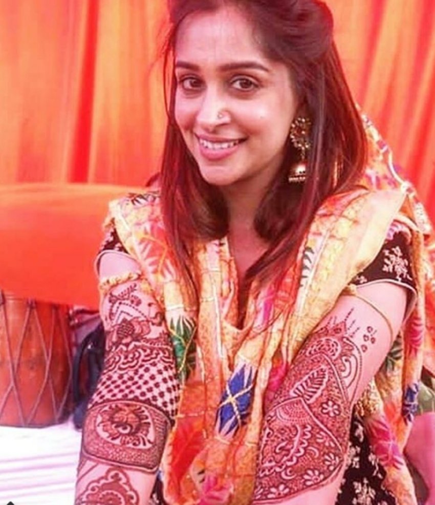 TV stars Shoaib Ibrahim, Dipika Kakar Mahandi and Sangeet, Colourful Pictures of Dipika Kakar san geet, SEE Sasural Simar Ka Actors pictures, Sasural Simar Ka, Actors, Sasural Simar Ka Actors, Shoaib Ibrahim, Dipika Kakar getting married, Dipika Kakar sangeet ceremony, videos of Dipika Kakar dancem Dipika Kakar sangeet in filmy style like DDLJ, entertainment news, bollywood news, television news, entertainment news
