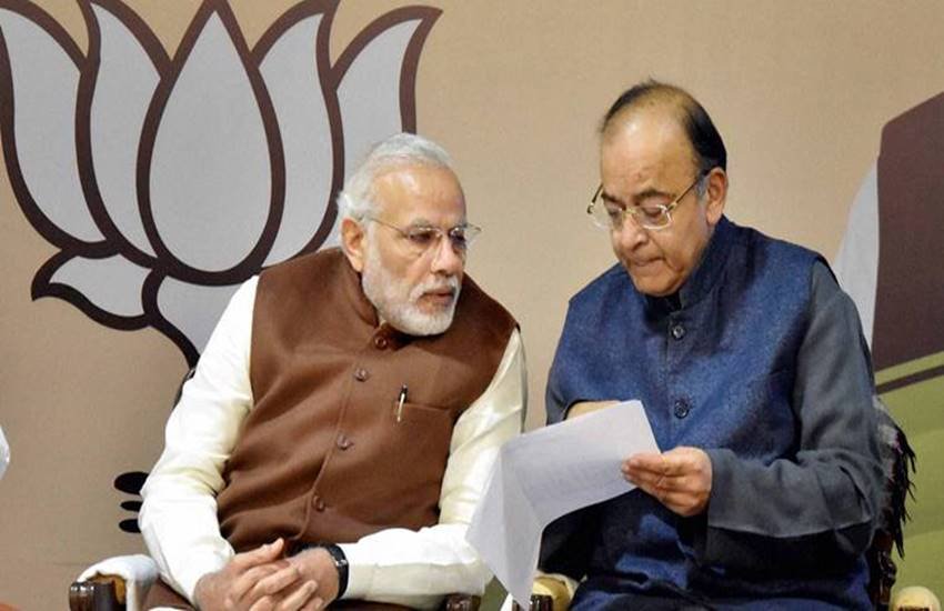 पीएम नरेंद्र मोदी और वित्तमंत्री अरुण जेटली। 