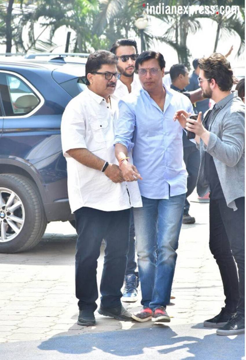 sridevi, sridevi kapoor, sridevi kapoor funeral, sridevi funeral video, sridevi funeral photos, shree devi funeral photos, shree devi, shree devi funeral, shree devi kapoor, shri devi, shri devi funeral, shri devi latest news, shree devi funeral video, sridevi funeral, sridevi funeral video, sridevi funeral news, shree devi death news, shree devi news, sridevi death news, sridevi death, sridevi news, sridevi news in hindi