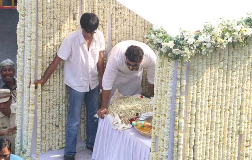 sridevi, sridevi kapoor, sridevi kapoor funeral, sridevi funeral video, sridevi funeral photos, shree devi funeral photos, shree devi, shree devi funeral, shree devi kapoor, shri devi, shri devi funeral, shri devi latest news, shree devi funeral video, sridevi funeral, sridevi funeral video, sridevi funeral news, shree devi death news, shree devi news, sridevi death news, sridevi death, sridevi news, sridevi news in hindi