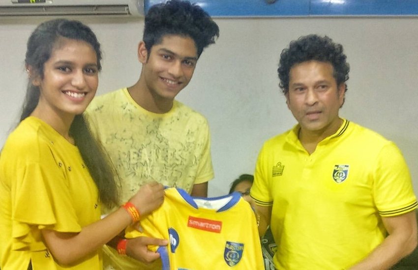 प्रिया प्रकाश वारियर ने ये फोटो ट्वीट की है। प्रिया प्रकाश वारियर ने ये फोटो ट्वीट की है।