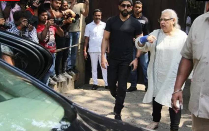 sridevi, sridevi kapoor, sridevi kapoor funeral, sridevi funeral video, sridevi funeral photos, shree devi funeral photos, shree devi, shree devi funeral, shree devi kapoor, shri devi, shri devi funeral, shri devi latest news, shree devi funeral video, sridevi funeral, sridevi funeral video, sridevi funeral news, shree devi death news, shree devi news, sridevi death news, sridevi death, sridevi news, sridevi news in hindi