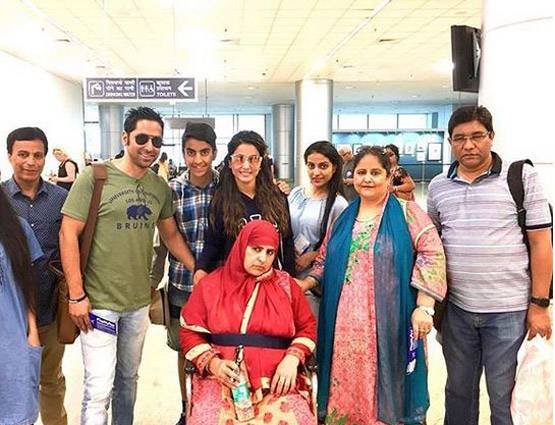 hina khan, bigg boss 11 hina khan, bigg boss, hina khan photos, hina khan vacation photos, hina khan rocky jaiswal, hina khan rocky jaiswal photos, hina khan marriage, hina khan news" />