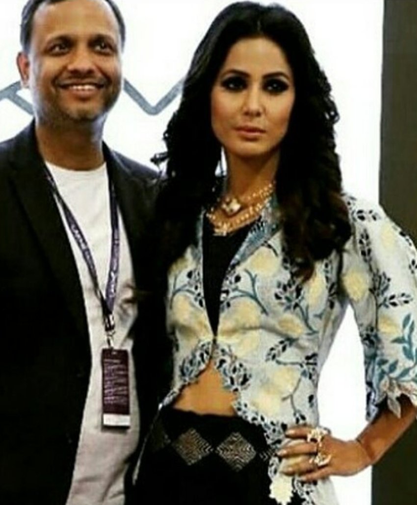 Lakme Fashion Week 2018, Bigg Boss ex contestant, Bigg Boss ex contestant Hina Khan, Bigg Boss ex contestant walk on ramp in Lakme Fashion Week 2018, see pictures of hina khan, hina khan walk on ramp in Lakme Fashion Week 2018, hina khan in Lakme Fashion Week 2018, Kriti Sanon, Karan Johar, Sonakshi Sinha, Yami Gautam, Tapsi Pannu, bollywood celebs walk on ramp in LFW,Lakme Fashion Week 2018 ramp walk, celebs walk on ramp in LFW, entertainment news, bollywood news, bollywood news, entertainment, entertainment news, bollywood news, bollywood news, entertainment news
