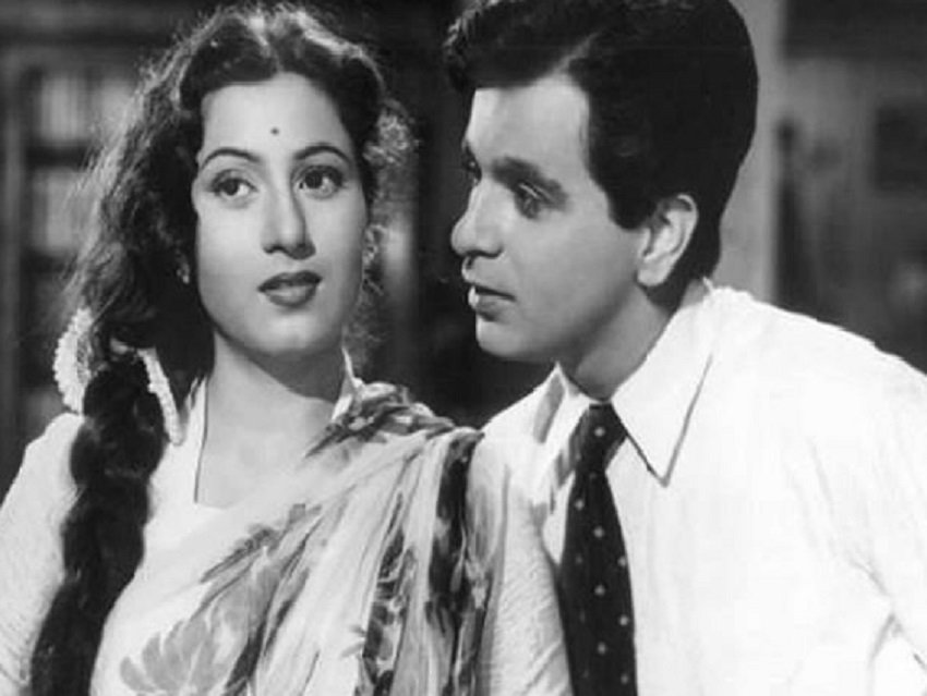 Dilip Kumar, Shah Rukh khan, dilip kumar son, shah rukh khan visit to dilipkumar place,bollywood news, television news, entertainment news in hindi, bollywood news