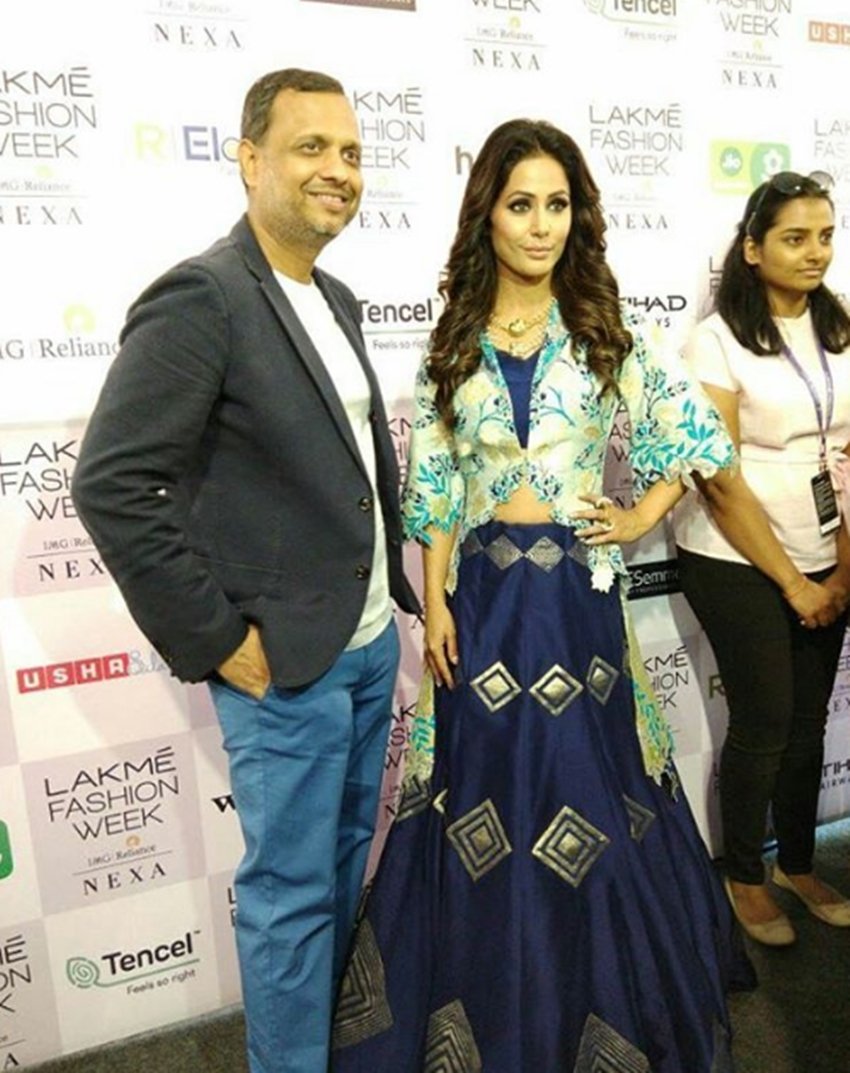 Lakme Fashion Week 2018, Bigg Boss ex contestant, Bigg Boss ex contestant Hina Khan, Bigg Boss ex contestant walk on ramp in Lakme Fashion Week 2018, see pictures of hina khan, hina khan walk on ramp in Lakme Fashion Week 2018, hina khan in Lakme Fashion Week 2018, Kriti Sanon, Karan Johar, Sonakshi Sinha, Yami Gautam, Tapsi Pannu, bollywood celebs walk on ramp in LFW,Lakme Fashion Week 2018 ramp walk, celebs walk on ramp in LFW, entertainment news, bollywood news, bollywood news, entertainment, entertainment news, bollywood news, bollywood news, entertainment news