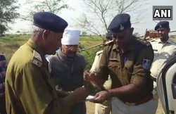 मध्य प्रदेश में पुलिस ने जब्त की बीजेपी विधायक की गाड़ी, आचार संहिता उल्लंघन का नोटिस भी थमाया
