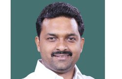 बीजेपी सांसद पर आरोप- मुस्लिम शख्स की जमीन पर कब्जा करने की कोशिश, कई धाराओं में केस दर्ज