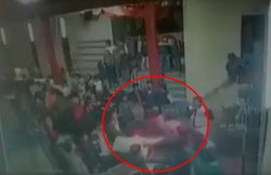 डीजे ने नहीं बजाया 10 बजे के बाद गाना, मेहमानों ने मिलकर पीटा; देखें वीडियो