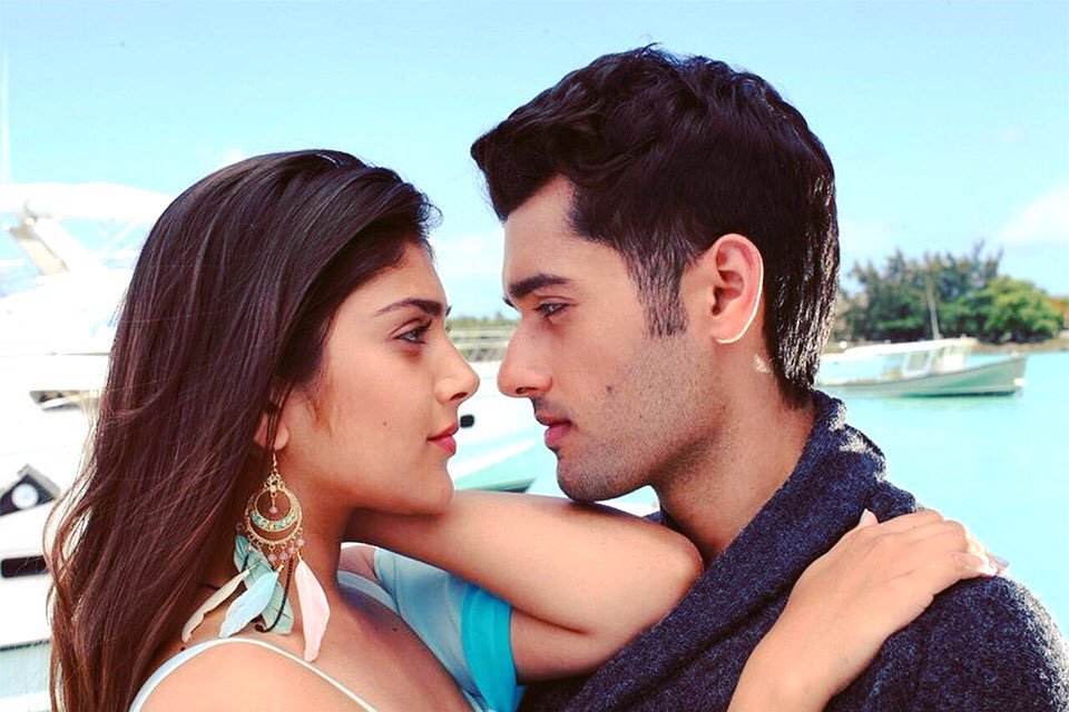 Ishita, Utkarsh Sharma, Anil Sharma, GAdar Director, Bollywood Debut, Debut Actresses