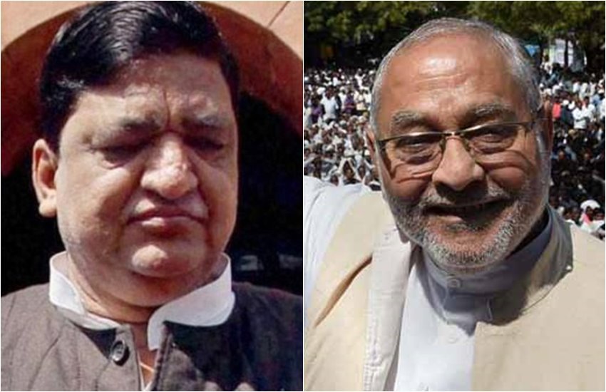 सपा नेता नरेश अग्रवाल और पीएम मोदी के भाई प्रहलाद मोदी (एक्सप्रेस फोटो) सपा नेता नरेश अग्रवाल और पीएम मोदी के भाई प्रहलाद मोदी (एक्सप्रेस फोटो)