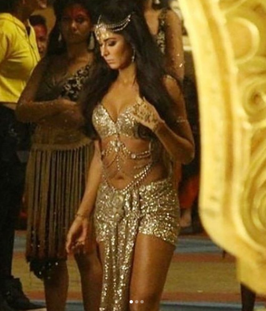 Aamir Khan, Aamir Khan Movie, Aamir Khan TOH, Aamir Khan Thugs of Hindostan, Aamir Khan Katrina Kaif, Aamir Khan with Fatima Sana Sheikh, Thugs of Hindostan Leaked Pictures, Thugs of Hindostan Images, TOH Lead Photos, Aamir Khan TOH