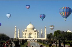 Taj Mahotsav 2018: विवादों के चलते उद्घाटन करने नहीं पहुंचे CM योगी आदित्यनाथ,10 दिन में 1800 कलाकार देंगे प्रस्तुतियां