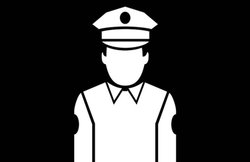 VIDEO: दारोगा पर नाबालिग लड़की से छेड़छाड़ का आरोप, महिलाओं ने चप्पलों से पीटा