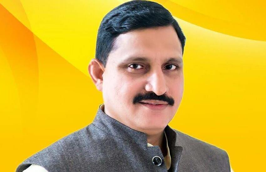 तेलुगू देशम पार्टी के नेता और केंद्रीय विज्ञान एवं प्रौद्योगिकी राज्यमंत्री वाईएस चौधरी। (फोटो सोर्स- फेसबुक)