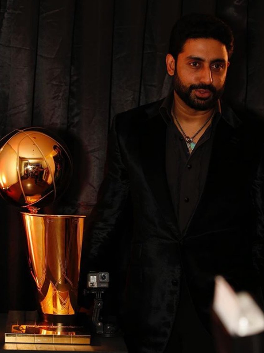 Abhishek Bachchan, actor Abhishek Bachchan, Abhishek Bachchan birthday date, Abhishek Bachchan birthday,Abhishek birthday photos, Jaya Abhishek, Shweta Bachchan, Taare Zameen Par, Aishwarya Rai, Amitabh Bachchan, Kareena Kapoor, Karishma Kapoor, Abhishek Bachchan unknown facts, entertainment, jansatta