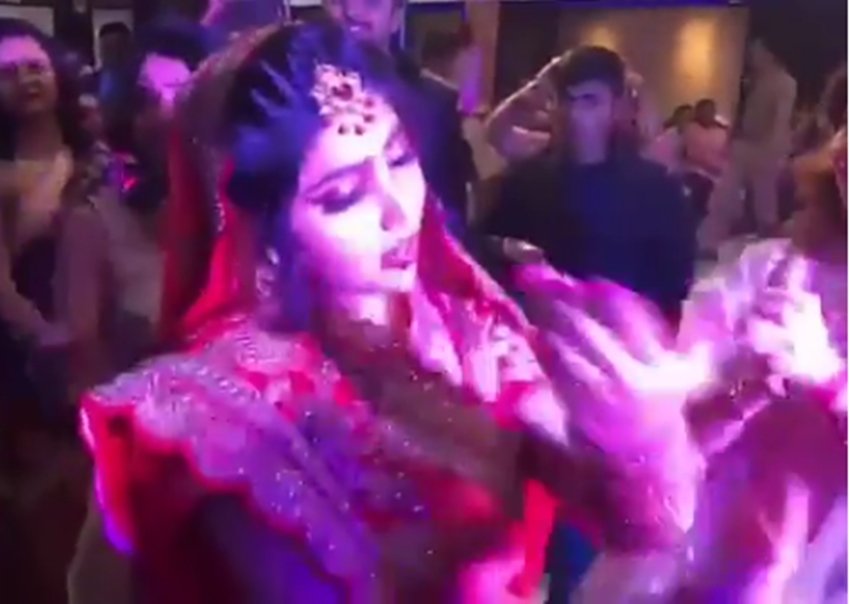 singer Ankit Tiwari, ankit tiwari wedding, ankit tiwari engagement, ankit tiwari party dance video, bollywood news, entertainment news
