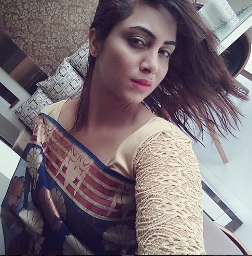 bigg boss 11, bigg boss arshi khan, arshi khan, arshi khan new look, arshi khan trun bride, arshi khan shilpa shinde, vikas gupta, bollywood news, entertainment news