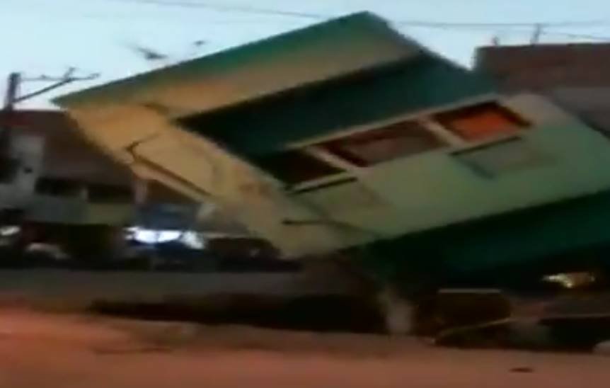 Building Collapsed, Building Collapsed video, Building Collapsed in mp, video of Building Collapse, Madhya Pradesh, Madhya Pradesh Building Collapse, Construction Work, MP Building Collapse video, state news