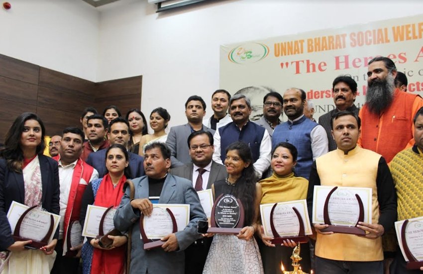 The Hero's Award से सम्मानित हुए 10 लोग