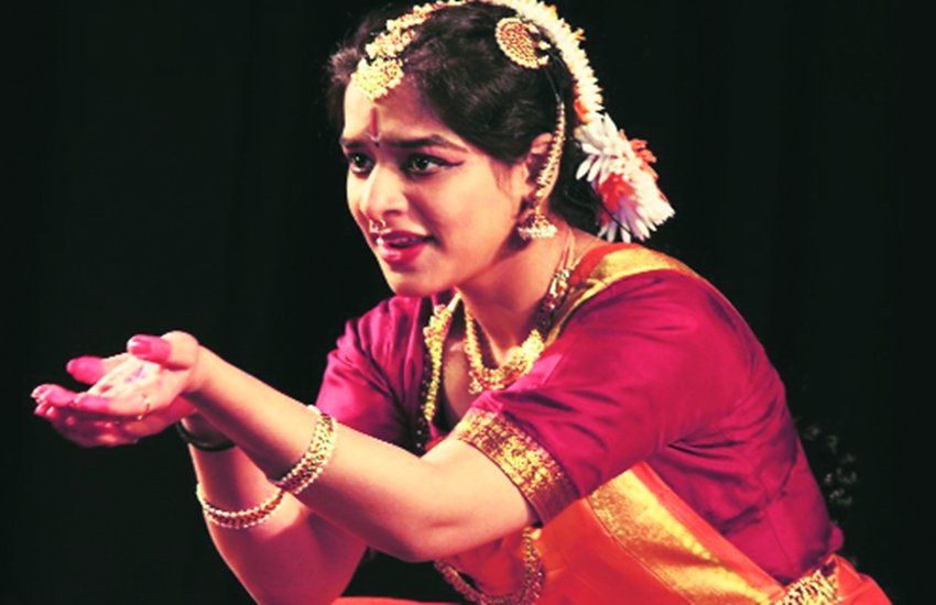 नृत्योत्सव। नृत्योत्सव।