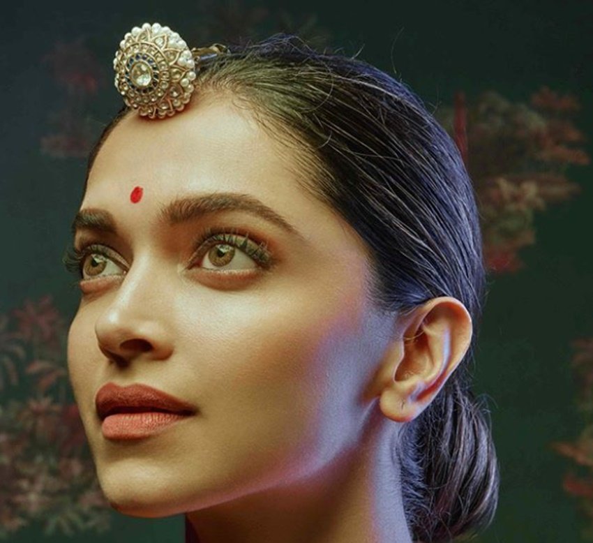 Deepika Padukone, actress Deepika Padukone, Deepika Padukone photos, Deepika Padukone, Padmaavat, Deepika Padukone Photoshoot, Deepika Padukone, Sabyasachi, Sabyasachi Mukherjee, Deepika Padukone latest photoshoot, Deepika Padukone, entertainment, jansatta