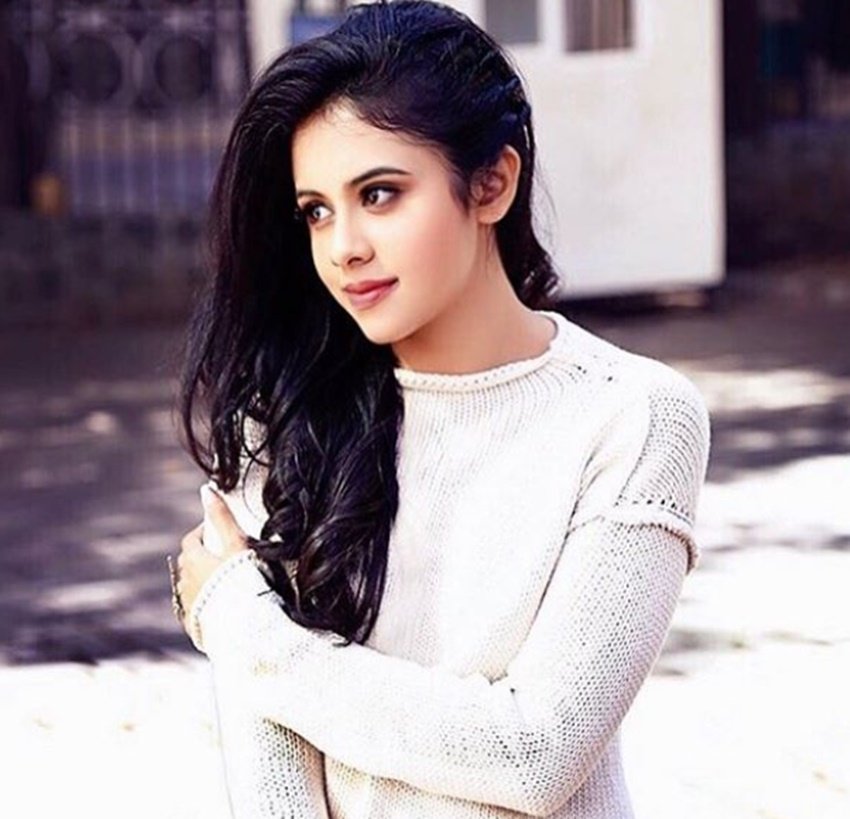 Dishani Chakraborty, Dishani Chakraborty photos, Dishani Chakraborty hot photos, Dishani Chakraborty instagram, instagram, Dishani Chakraborty bollywood debut, bollywood debut, Mithun Chakraborty daughter Dishani Chakraborty , Yogita Bali, Dishani Chakraborty Mithuns adopted child, sara ali khan, jahanvi kapoor, entertainment, jansatta