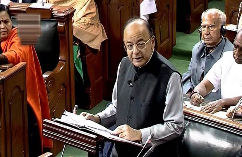 वित्त मंत्री अरुण जेटली ने गुरुवार (1 फरवरी) को बजट पेश किया। (फोटो सोर्स: पीटीआई)