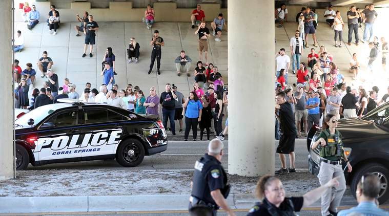 florida shooting, florida, us school shooting, florida school shooting, marjory stoneman douglas high school, donald trump, world news
