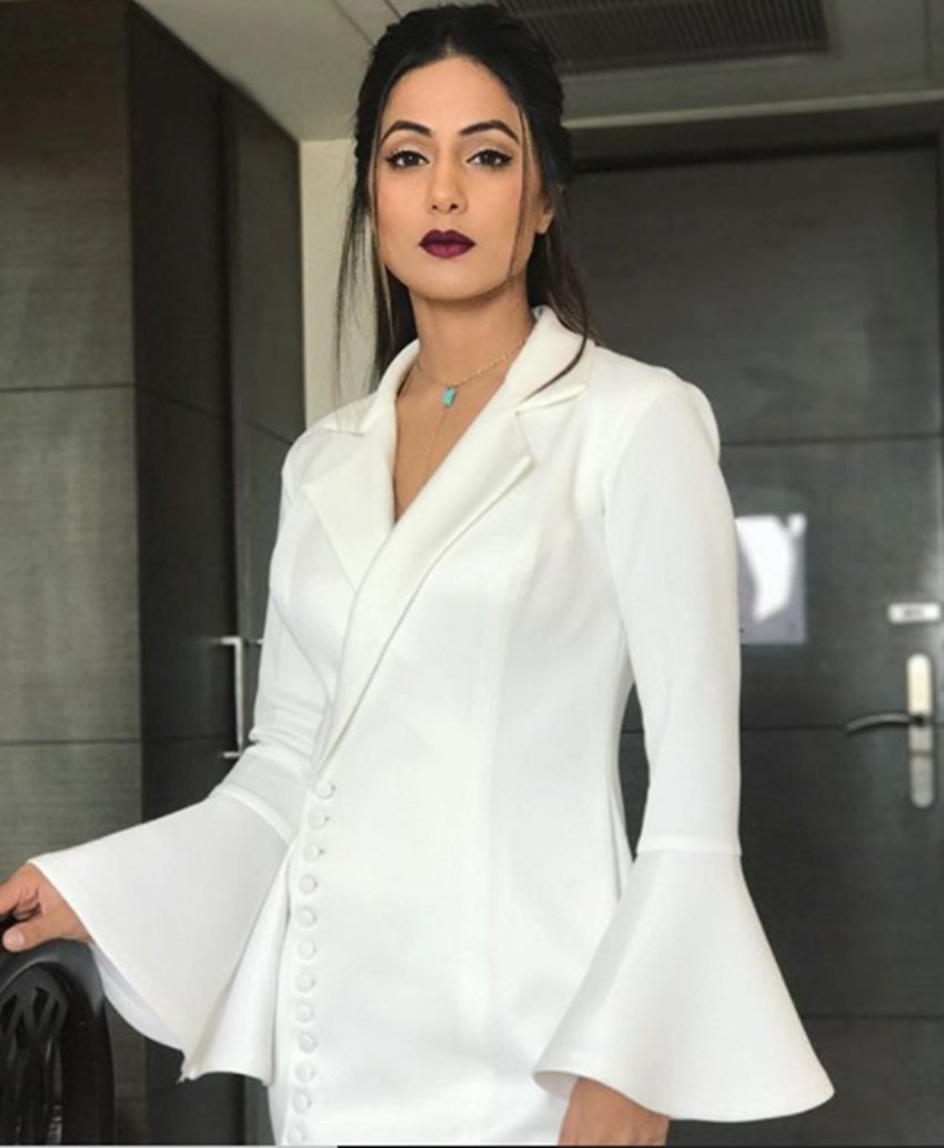 Bigg Boss 11, bigg boss ex contestant Hina Khan, Hina khan, Hina Khan Photos, Hina Khan Bold Photos, Hina Khan trolled, on instagram, entertainment news, bollywood news, television news, television new, entertainment news, bollywood news, television news, television new