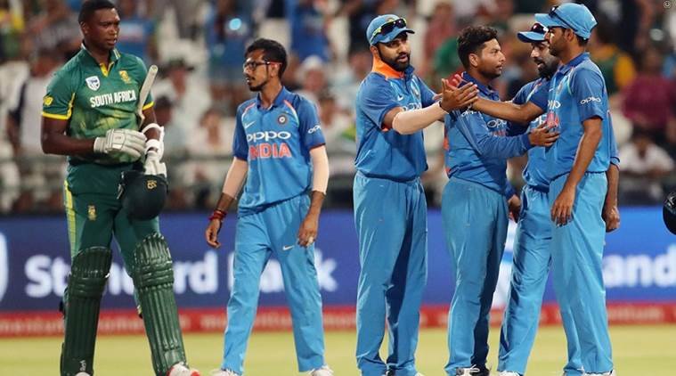 भारत ने कप्तान विराट कोहली (नाबाद 160) के शतक और शिखर धवन (76) के अर्धशतक केबाद कुलदीप यादव तथा युजवेंद्र चहल के दम पर बुधवार को न्यूलैंड्स मैदान पर खेले गए मैच में मेजबान दक्षिण अफ्रीका को 124 रनों से हरा दिया। भारत ने कप्तान विराट कोहली (नाबाद 160) के शतक और शिखर धवन (76) के अर्धशतक केबाद कुलदीप यादव तथा युजवेंद्र चहल के दम पर बुधवार को न्यूलैंड्स मैदान पर खेले गए मैच में मेजबान दक्षिण अफ्रीका को 124 रनों से हरा दिया।