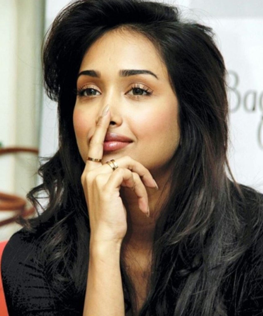 Jiah Khan, actress Jiah Khan, bollywood actress Jiah Khan, Jiah Khan photos, Jiah Khan bold photos, Jiah Khan films, Jiah Khan birthday, Jiah Khan date of birth, entertainment, jansatta