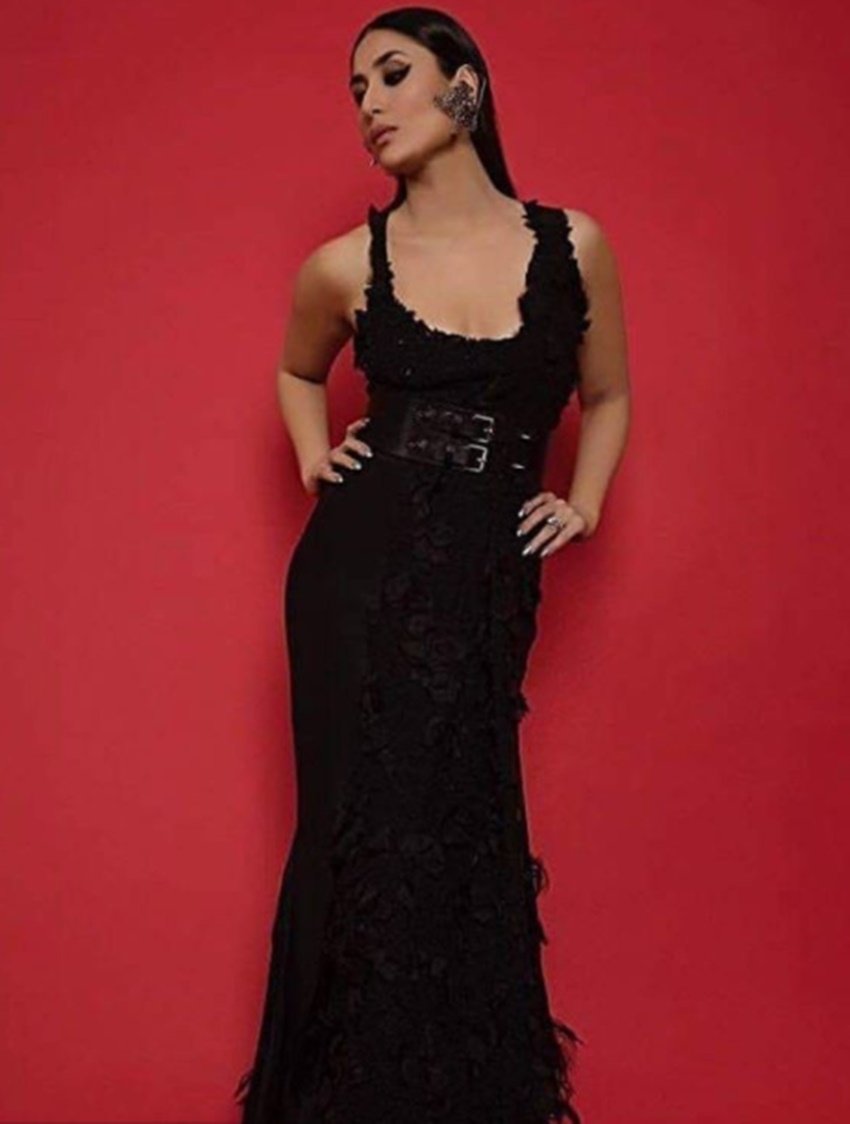 lfw, lakme fashion week, lakme fashion week 2018, lfw 2018, kareena kapoor, kareena kapoor khan, lfw kareena kapoor, kareena kapoor lfw, lakme fashion week kareena kapoor, lakme fashion week 2018 kareena kapoor, kareena kapoor khan, kareena kapoor khan lakme fashion week, lfw kareena news