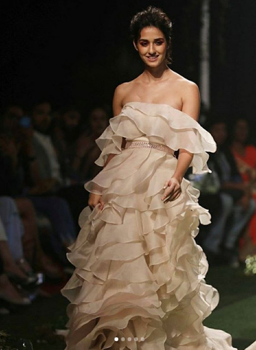 Lakme Fashion Week 2018, Karan Johar, Saif Ali Khan, dia mirza, sushmita sen, tammanna bhatia, disha patani, aditi roy haidari, bollywood celebs walk on ramp in LFW, Lakme Fashion Week 2018 ramp walk, celebs walk on ramp in LFW, entertainment news, bollywood news, bollywood news, entertainment, entertainment news, bollywood news, bollywood news, entertainment news