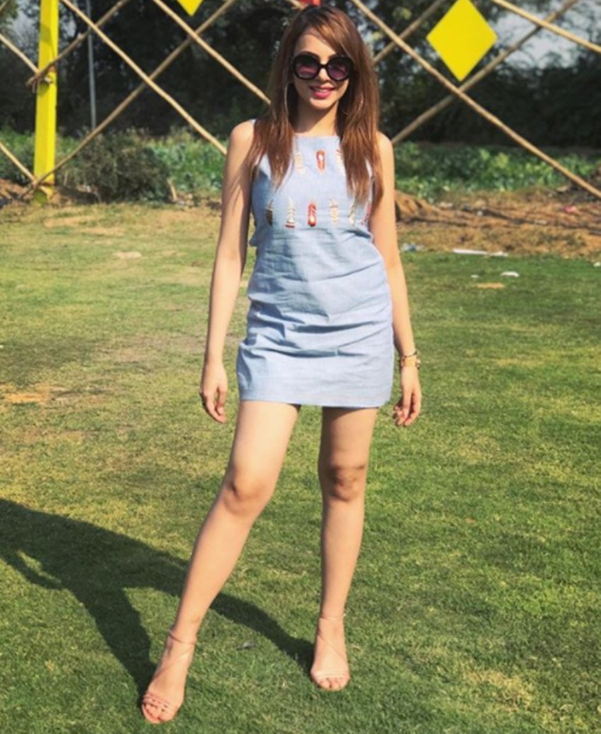 nithibha kaul, bigg boss contestant, nithibha kaul, nithibha kaul bold photos, nithibha kaul photos, nithibha kaul instagram, nithibha kaul bikini photos, bigg boss 10 contestant nithibha kaul, bigg boss 10, manveer gujjar, MTV Date To Remember, MTV, MTV shoow, manu panjabi, divya agrewal, televisiion, jansatta