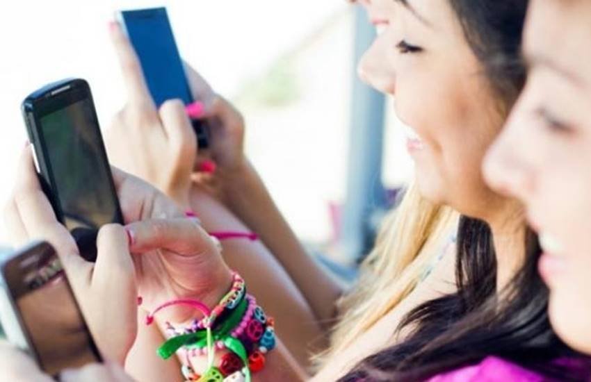 BSNL, BSNL 4G service, BSNL 4G service india, BSNL india, 4G BSNL, BSNL 999 Offer, Bsnl latest offer, BSNL yearly plan, BSNL 6 month plan, BSNL, BSNL cashback offer, BSNL cashback, BSNL recharge offer, BSNL PhonePe cashback, BSNL recharge, BSNL Kool offer, BSNL prepaid,