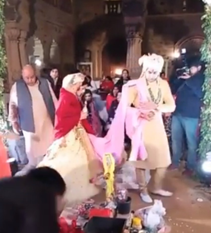 Gautam Rode, tv actor Gautam Rode, Pankhuri Awasthy, gautam rode wedding, Gautam Rode pankhuri awasthy, Gautam Rode pankhuri awasthy wedding picture, Gautam Rode pankhuri awasthy photos, Gautam Rode pankhuri awasthy marriage, gautam rode wedding, gautam rode pre-wedding functions, pankhuri awasthy, gautam Pankhuri wedding photos, gautam Pankhuri pre-wedding photos, gautam Pankhuri news, tv married couple, television, entertainment, jansatta