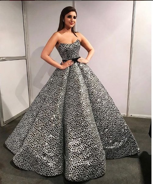 rekha, asha bhosle, rekha movies, asha bhosle songs, Yash Chopra Memorial Award, Parineeti Chopra, Jackie Shroff, asha bhosle award, Parineeti Chopra, Parineeti Chopra movie, Parineeti Chopra on yashraj films