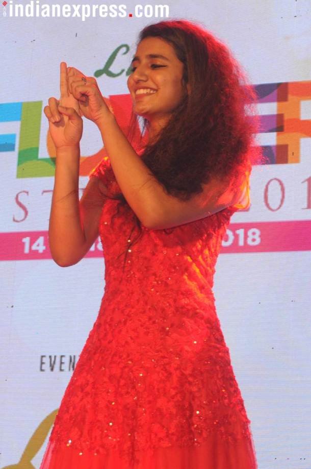 priya prakash varrier, priya prakash varrier photos, priya prakash varrier wink, priya prakash varrier new photos, priya prakash varrier fans, who is priya prakash varrier, priya prakash, manikya malaraya poovi, oru adaar love, bollywood news, entertainment news