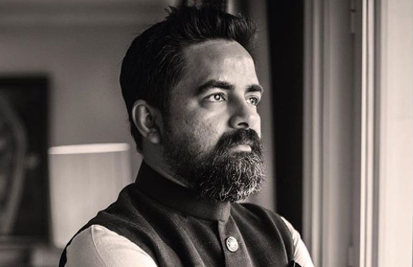 Sabyasachi Mukherjee, famous fashion designers Sabyasachi Mukherjee, Sabyasachi Mukherjee on saree, Sabyasachi, Sabyasachi Harvard India Conference, Sabyasachi Mukherjee, Saree, Sari, Deepika Padukone, Padmaavat, entertainment, jansatta