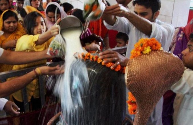 शिवरात्रि पूजा विधि और शुभ मुहूर्त 2018: जानें भगवान शिव की आराधना और जलाभिषेक का शुभ समय
