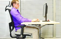 सेहत- बैठने में बरतें सावधानी