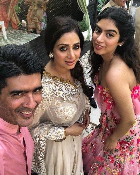 mohit marwah, arjun kapoor, sonam kapoor, mohit marwah wedding, mohit marwah wedding photos, mohit marwah details, who is mohit marwah, antara motiwala, who is antara motiwala, mohit marwah wedding guest, mohit marwah uae wedding, arjun kapoor, sanjay kapoor, maheep kapoor, sidhaanth kapoor, mohit marwah antara motiwala wedding