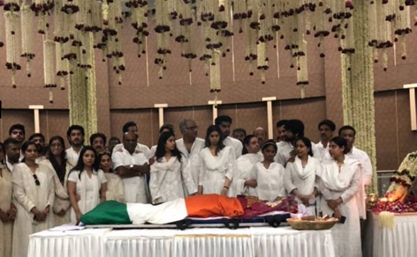 sridevi, sridevi kapoor, sridevi kapoor funeral, sridevi funeral video, sridevi funeral photos, shree devi funeral photos, shree devi, shree devi funeral, shree devi kapoor, shri devi, shri devi funeral, shri devi latest news, shree devi funeral video, sridevi funeral, sridevi funeral video, sridevi funeral news, shree devi death news, shree devi news, sridevi death news, sridevi death, sridevi news, sridevi news in hindi